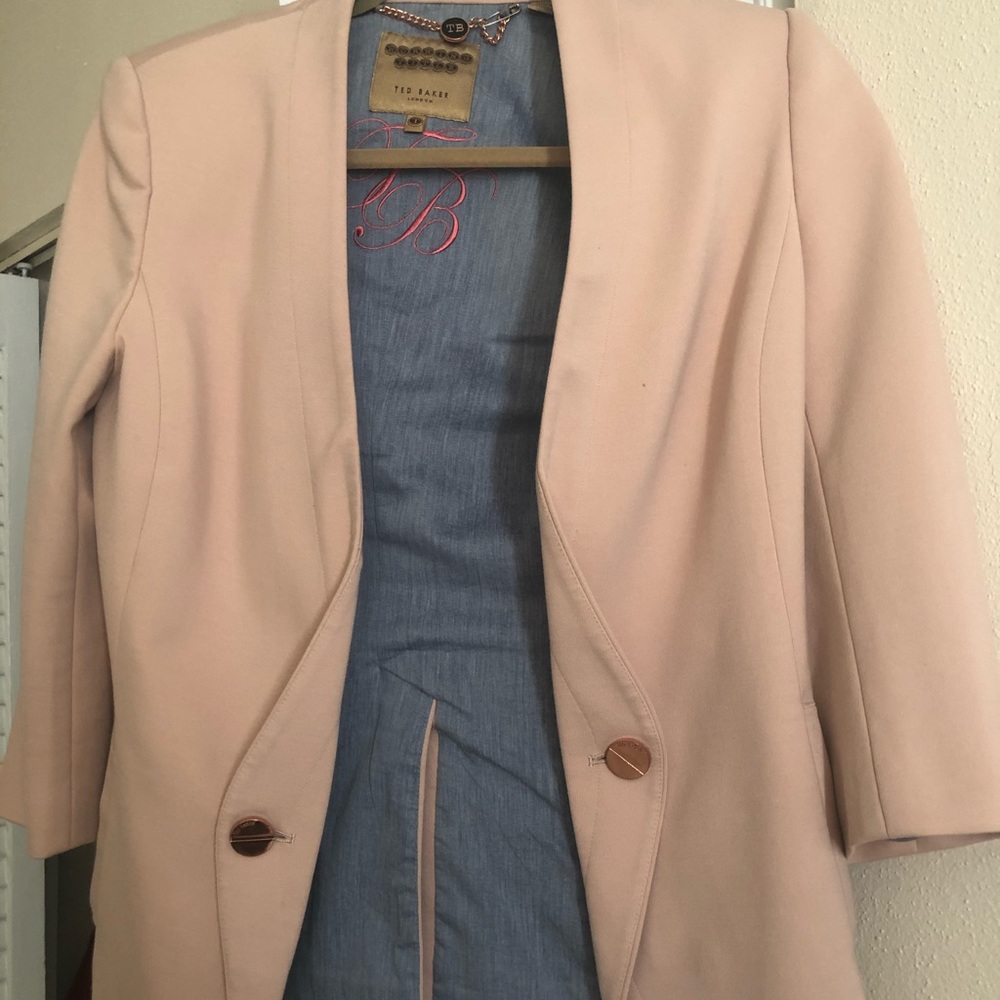 Beautiful blush blazer